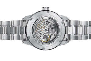 ORIENT STAR: Mechanical Contemporary Watch, Metal Strap - 39.3mm (RE-AT0003S)