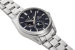 ORIENT STAR: Mechanical Contemporary Watch, Metal Strap - 41.0mm (RE-AY0001B)