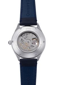 ORIENT STAR: Mechanical Classic Watch, Leather Strap - 40.4mm (RE-AT0203L)