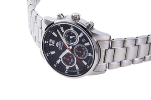 ORIENT: Quartz Sports Watch, Metal Strap - 42mm (RA-KV0001B)