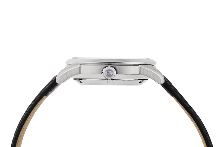 ORIENT: Mechanical Contemporary Watch, Leather Strap - 40.8mm (RA-AX0007L)