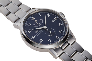 ORIENT STAR: Mechanical Classic Watch, Metal Strap - 38.7mm (RE-AW0002L)