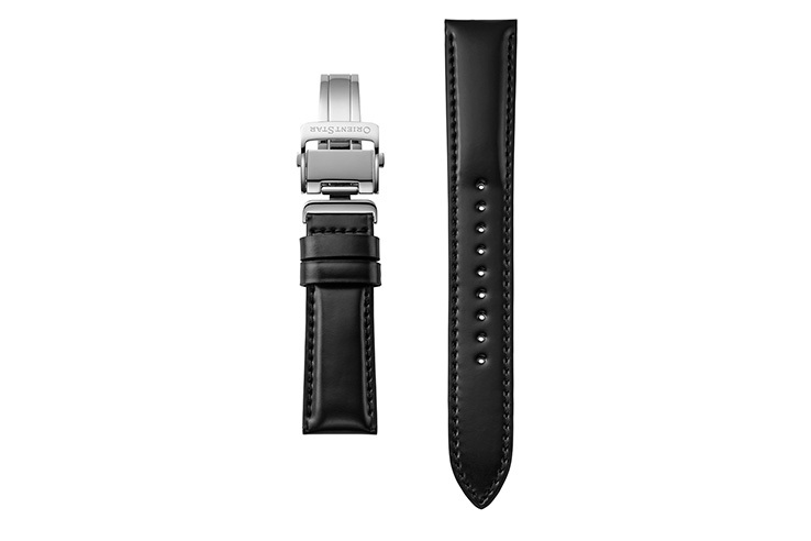 ORIENT STAR: Mechanical Classic M45 Watch, Metal Strap - 41.0mm (RE-BT0005S)
