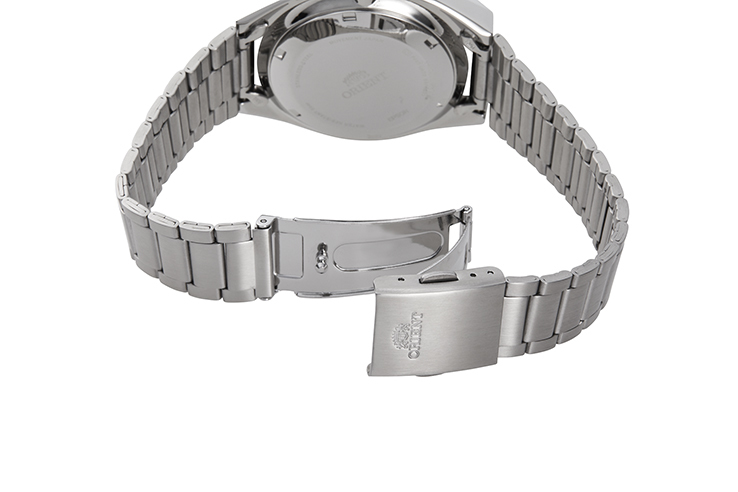 ORIENT: Mechanical Revival Watch, Metal Strap - 41.7mm (RA-AA0B01G)