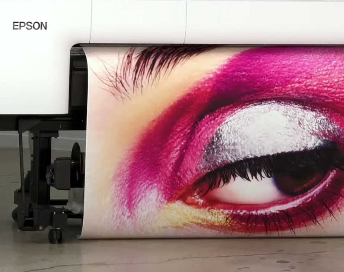 Closeup of art print on a SureColor P20570.