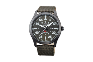 ORIENT: Quartz Sports Watch, Leather Strap - 42.0mm (UNG2004F)