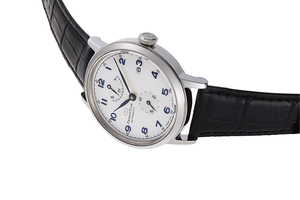 ORIENT STAR: Mechanical Classic Watch, Leather Strap - 38.7mm (RE-AW0004S)