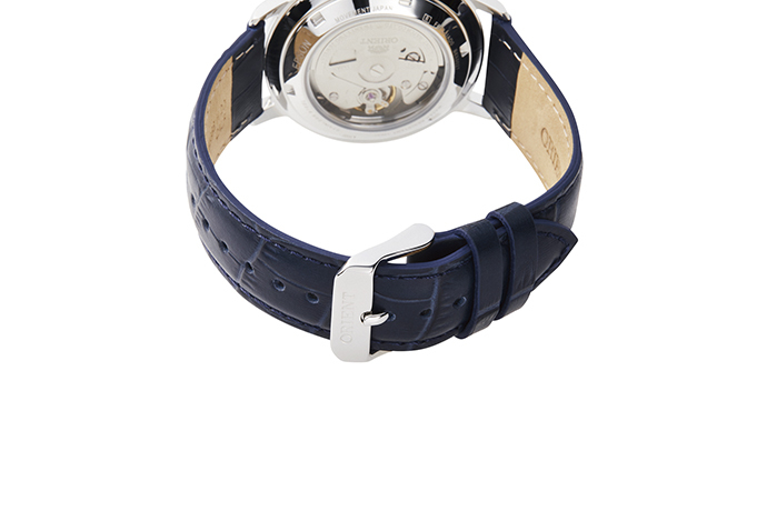 ORIENT: Mechanical Contemporary Watch, Leather Strap - 40.0mm (RA-AC0E04L)