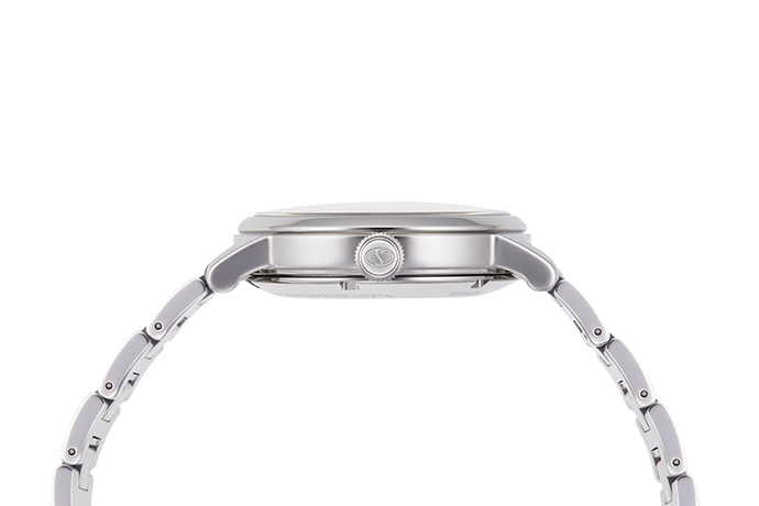 ORIENT STAR: Mechanical Classic Watch, Metal Strap - 38.7mm (RE-AW0002L)