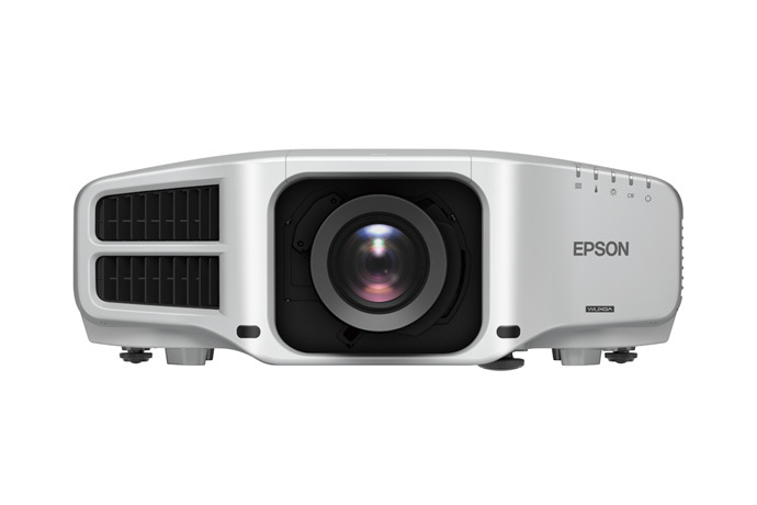 Proyector Epson PowerLite W8+, Resolución de 1280x800 y 2,500 lúmenes.