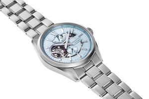 ORIENT STAR: Mechanical Contemporary Watch, Metal Strap - 41.0mm (RE-AV0127L) Limited