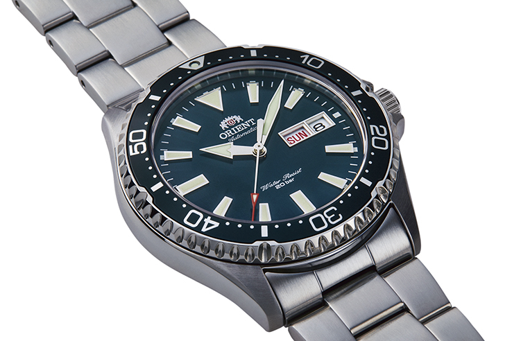 ORIENT: Mechanical Sports Watch, Metal Strap - 41.8mm (RA-AA0004E)