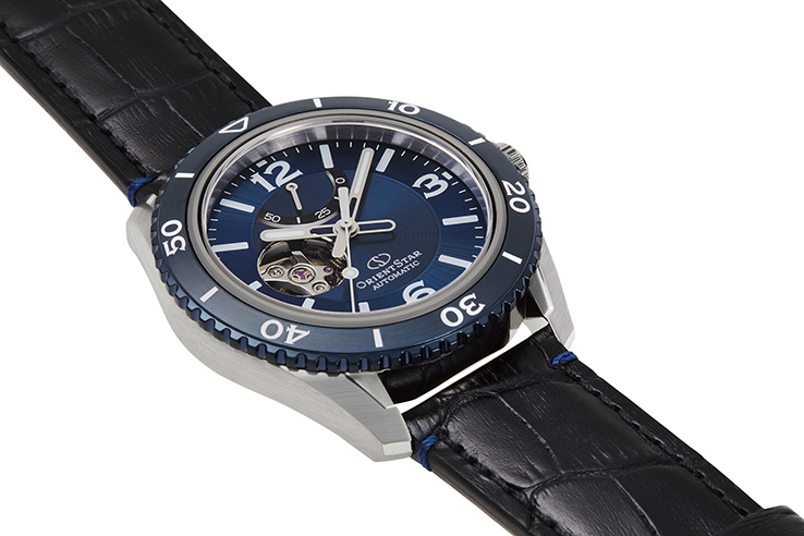 RE-AT0108L | ORIENT STAR: Mechanical Sports Watch, Leather Strap 