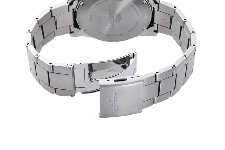 ORIENT: Mechanical Sports Watch, Metal Strap - 42.4mm (RA-AC0H01L)