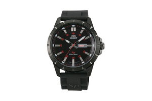 ORIENT: Quartz Sports Watch, Rubber Strap - 43.0mm (UG1X00BB)