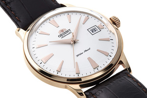 ORIENT: Mechanical Classic Watch, Leather Strap - 40.5mm (AC00002W)
