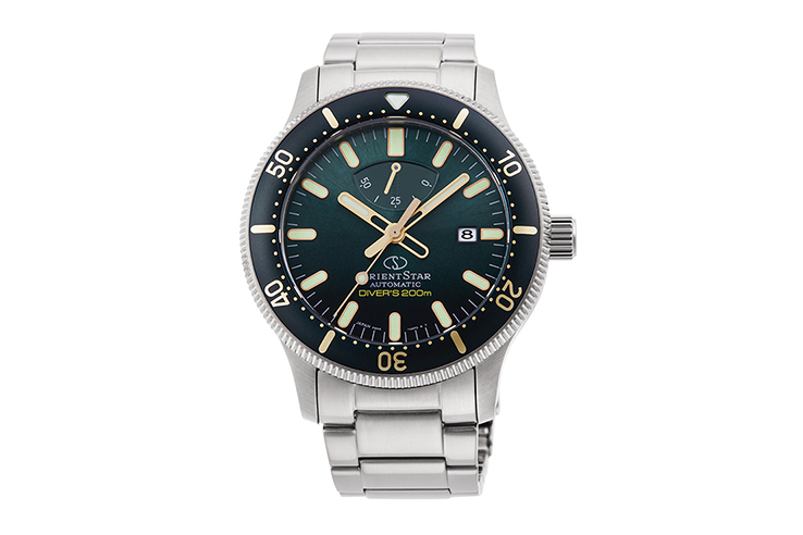 ORIENT STAR: Mechanical Sports Watch, Metal Strap - 43.6mm (RE-AU0307E)