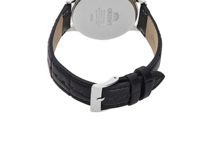 ORIENT: Quartz Contemporary Watch, Leather Strap - 39.0mm (RF-QD0006S)