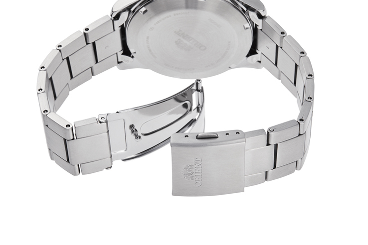 ORIENT: Mechanical Sports Watch, Metal Strap - 42.4mm (RA-AK0401L)