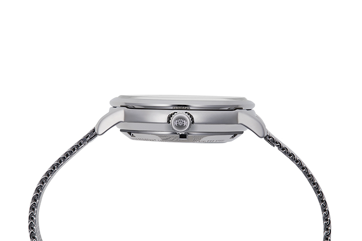 ORIENT: Mechanical Contemporary Watch, Metal Strap - 40.0mm (RA-AC0E07S)