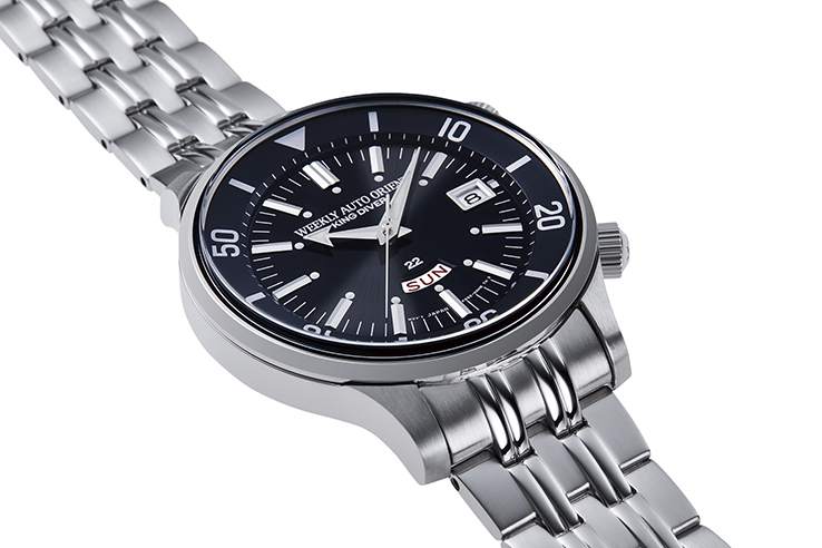 ORIENT: Ceas mecanic Revival, curea din metal – 43,8 mm (RA-AA0D01B)