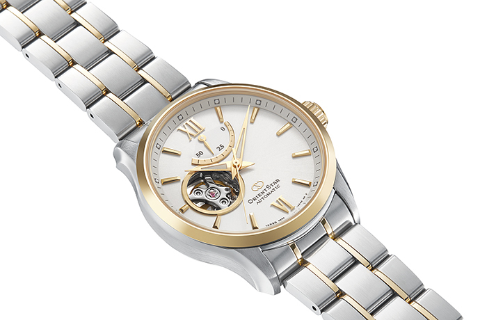 ORIENT STAR: Mechanical Contemporary Watch, Metal Strap - 39.3mm (RE-AT0004S)