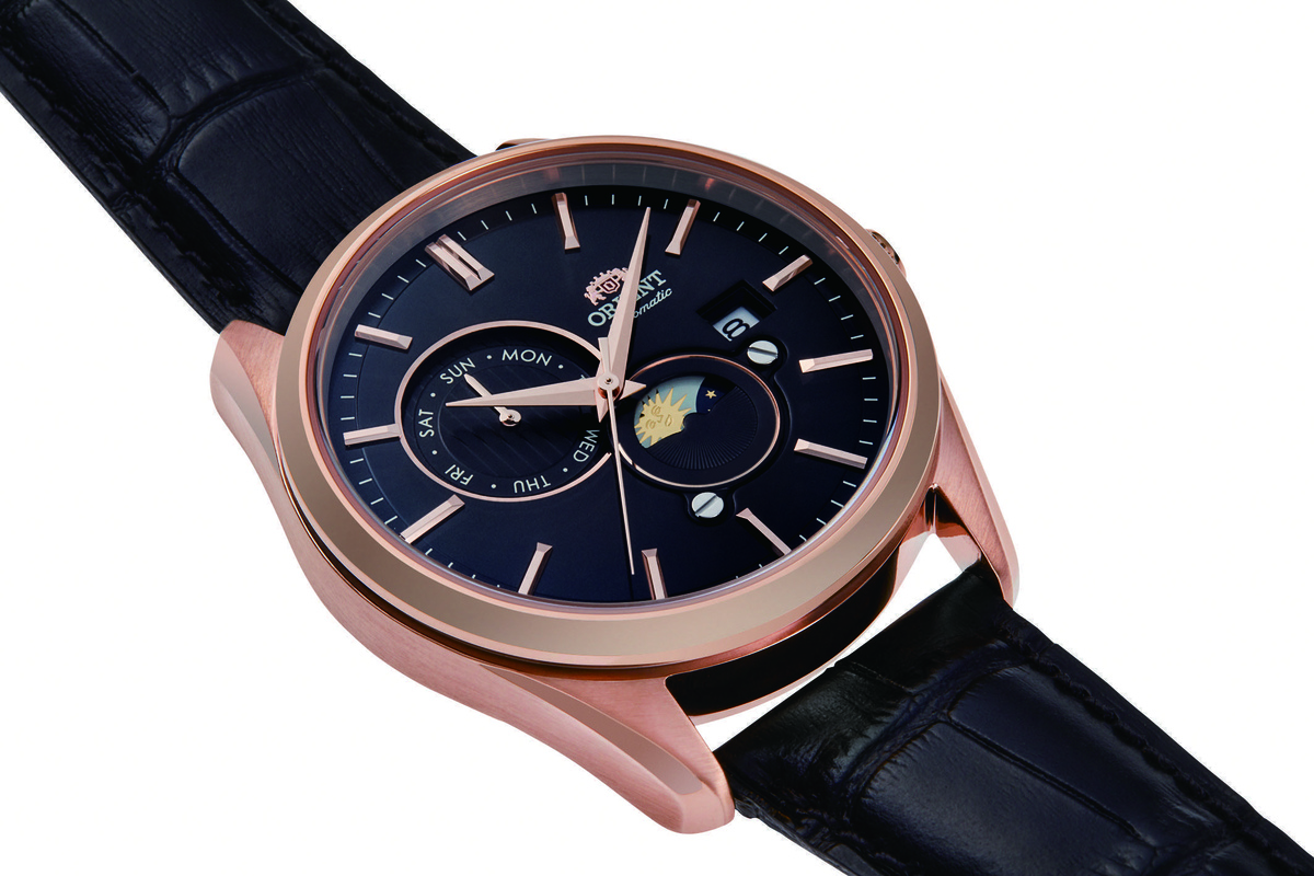 ORIENT: Mechanical Contemporary Watch, Leather Strap - 41.5mm (RA-AK0309B)