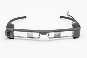 Moverio BT-300 Smart Glasses (AR/Developer Edition Moverio BT-300 Smart Glasses (AR/Developer Edition