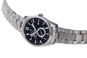 ORIENT STAR: Mechanical Contemporary Watch, Metal Strap - 40.0mm (RE-HK0003B)