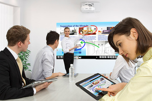 BrightLink Pro 1420Wi Collaborative Whiteboarding Solution