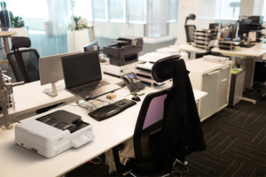 Epson DS-1760WN Network Flatbed Color Duplex Document Scanner with Wireless/Ethernet Connectivity and Auto Document Feeder