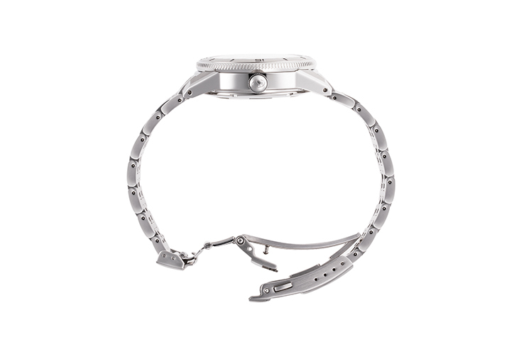 ORIENT STAR: Mechanical Sports Watch, Metal Strap - 41.0mm (RE-AU0501B) Limited