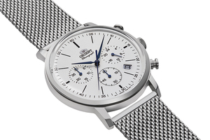 ORIENT: Quartz Classic Watch, Metal Strap - 42.4mm (RA-KV0402S)