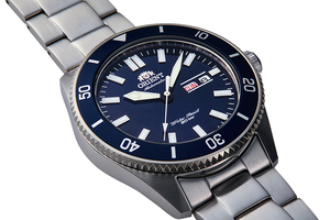 ORIENT: Mechanical Sports Watch, Metal Strap - 44.0mm (RA-AA0009L)