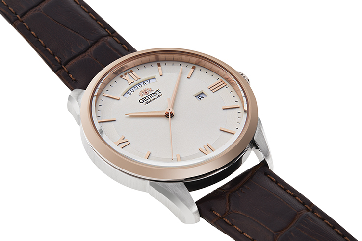 ORIENT: Mechanical Contemporary Watch, Leather Strap - 40.8mm (RA-AX0006S)