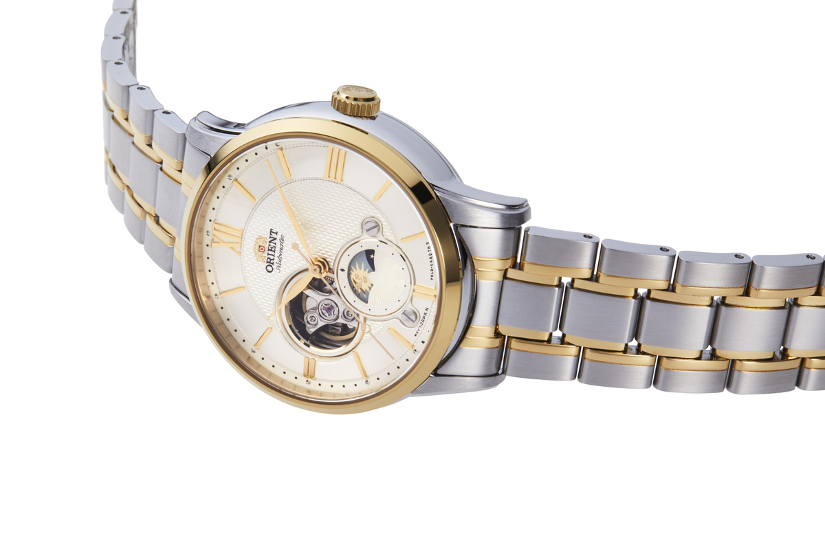 ORIENT: Mechanical Classic Watch, Leather Strap - 42.0mm (RA-AS0007S)