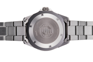 ORIENT: Mechanical Sports Watch, Metal Strap - 44.0mm (RA-AA0009L)