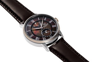 ORIENT STAR: Mechanical M45 Watch, Cordovan Strap - 41.0mm (RE-AY0121A) Limited