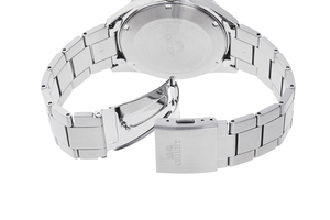 ORIENT: Mechanical Sports Watch, Metal Strap - 42.6mm (RA-AK0603S)