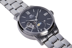 ORIENT: Mechanical Classic Watch, Leather Strap - 42.0mm (RA-AS0008B)