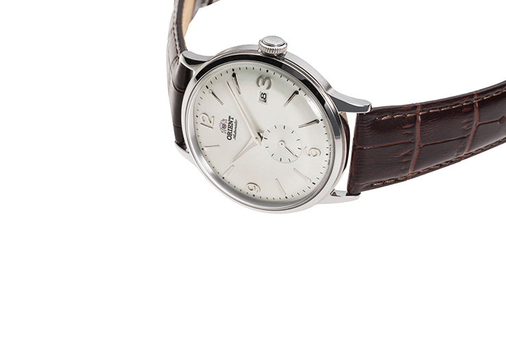 ORIENT: Mechanical Classic Watch, Leather Strap - 40.5mm (RA-AP0002S)