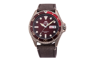 ORIENT: Mechanical Sports Watch, Leather Strap - 41.8mm (RA-AA0813R) Limited