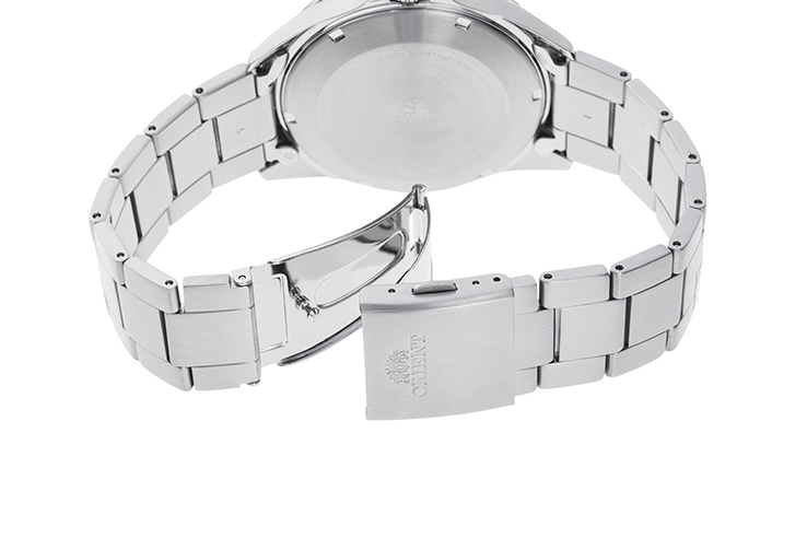 ORIENT: Mechanical Sports Watch, Metal Strap - 42.6mm (RA-AK0602B)