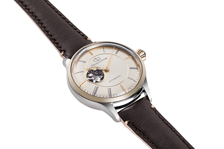 ORIENT STAR: Mechanical Classic Watch, Leather Strap - 30.5mm (RE-ND0010G)