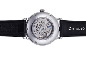 ORIENT STAR: Mechanical Classic Watch, CrocodileLeather Strap - 41mm (RE-AM0001S)