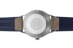 ORIENT: Mechanical Classic Watch, Leather Strap - 42.0mm (RA-AC0P02L)