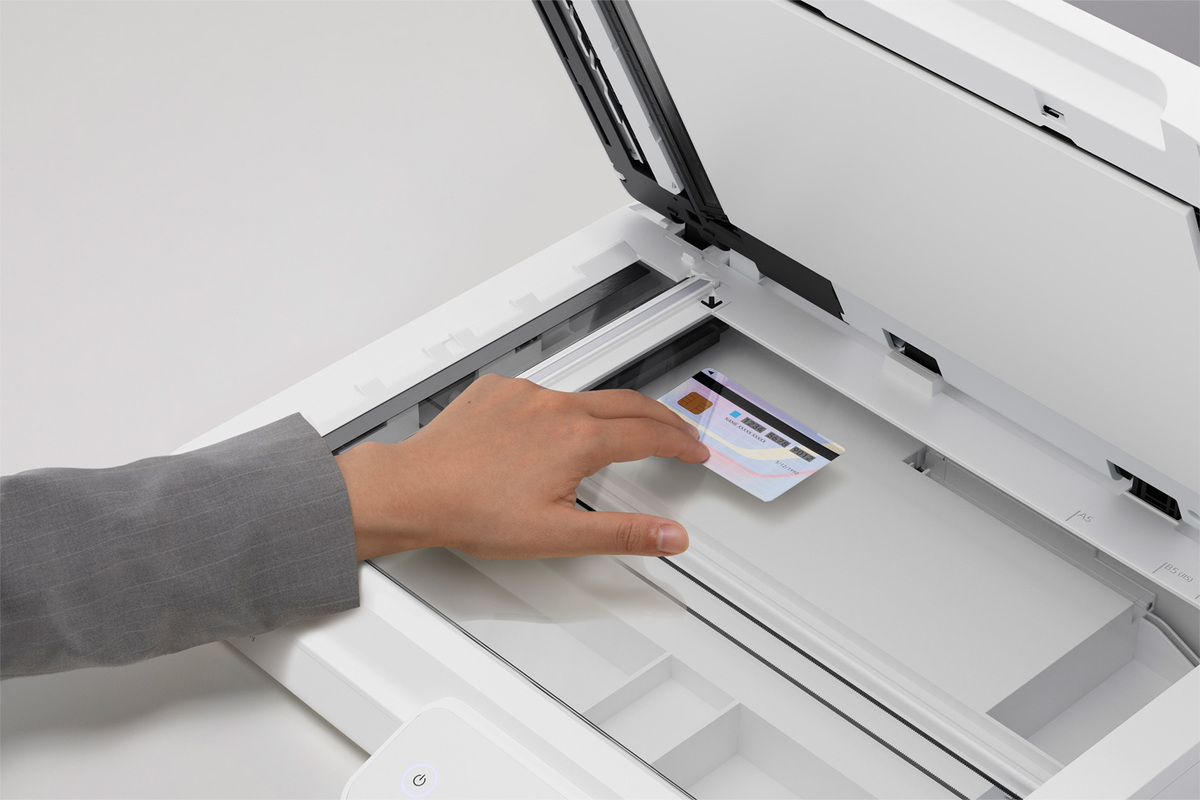 Epson DS-1760WN Network Flatbed Color Duplex Document Scanner with Wireless/Ethernet Connectivity and Auto Document Feeder