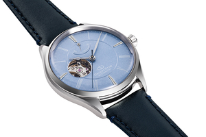ORIENT STAR: Mechanical Classic Watch, Leather Strap - 40.4mm (RE-AT0203L)