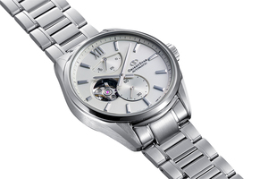 ORIENT STAR: Mechanical Contemporary M34 Watch, Metal Strap - 40.0mm (RE-BY0011S)