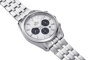 ORIENT: Quartz Contemporary Watch, Metal Strap - 40.0mm (RA-TX0305S)